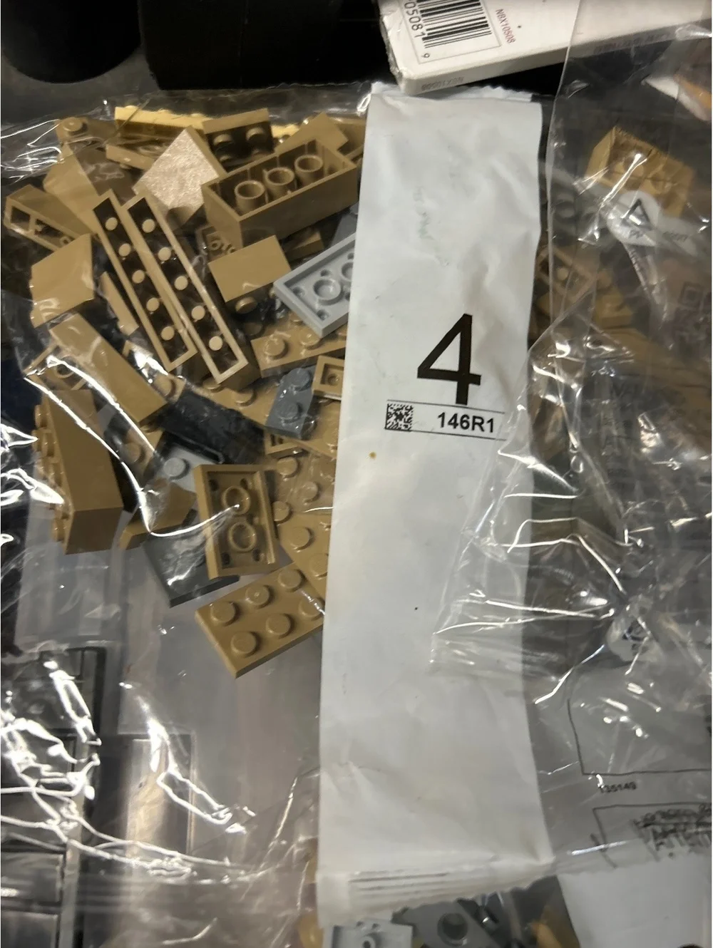 Incomplete LEGO Star Wars The Mandalorian The Child 75318 Building Kit